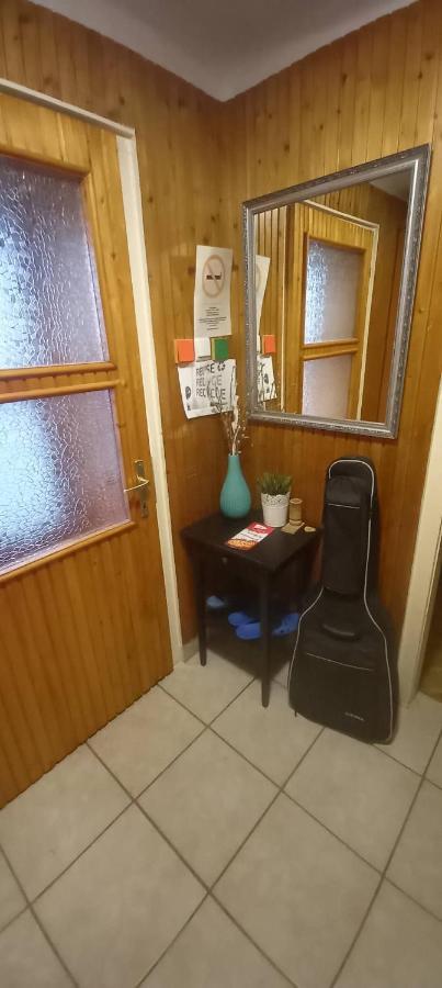 Kert Övezeti Lakás Gyongyos Exterior foto