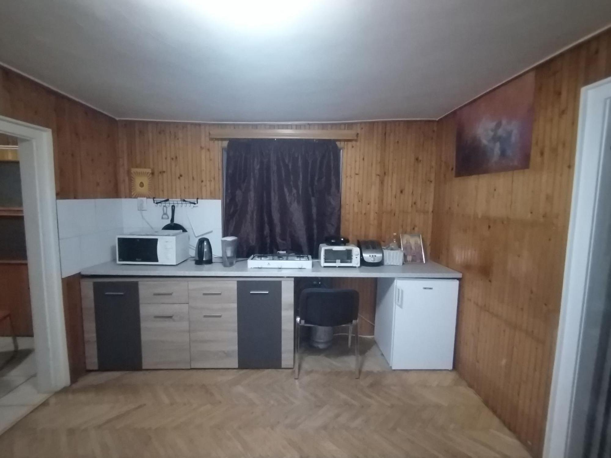 Kert Övezeti Lakás Gyongyos Exterior foto